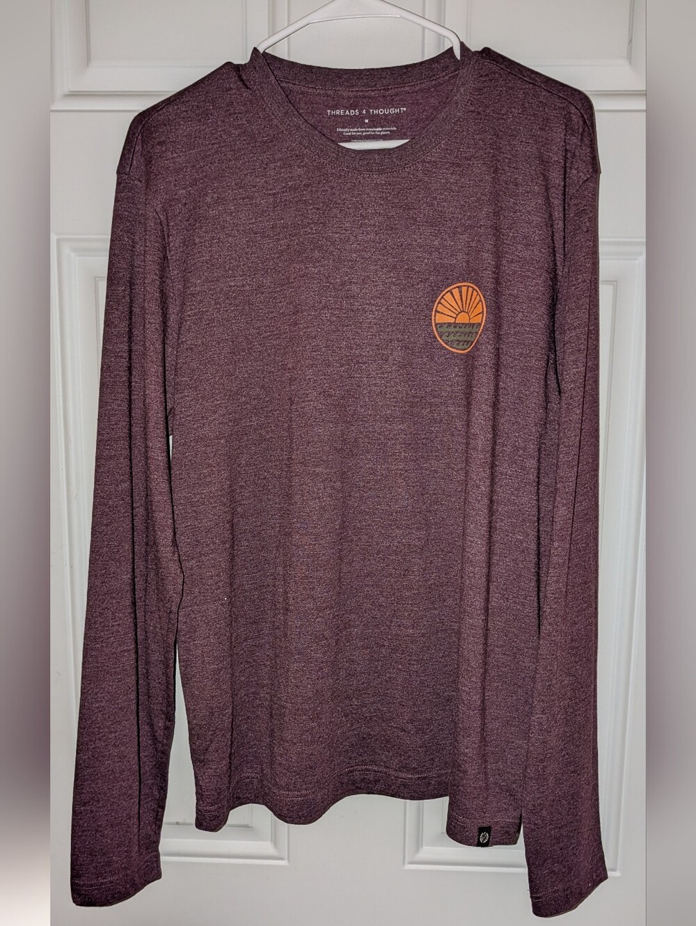 Threads 4 Thought Round Horizon Graphic Long Sleeve T-shirt Size Medium NWOT